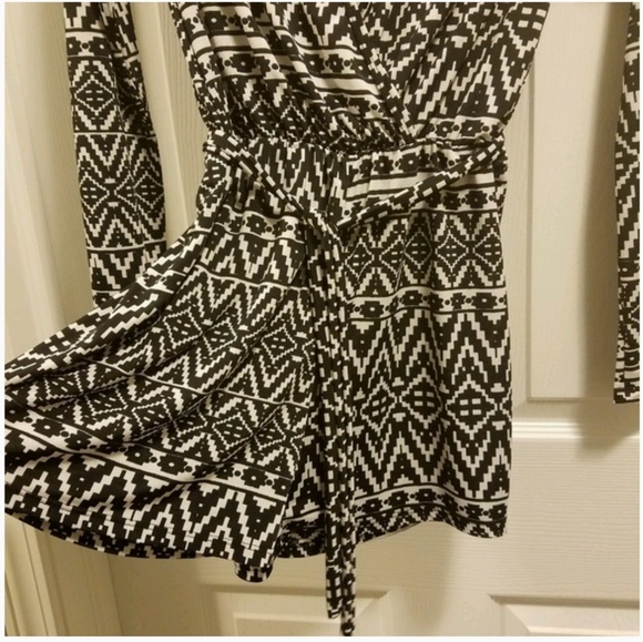 Romper - Picture 2 of 3